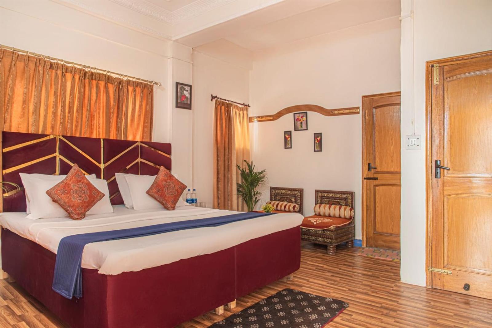 Host Jatin Kasauli Pine Villa 7Oi827O7O3 Esterno foto